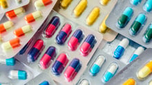 Antibiotic pills