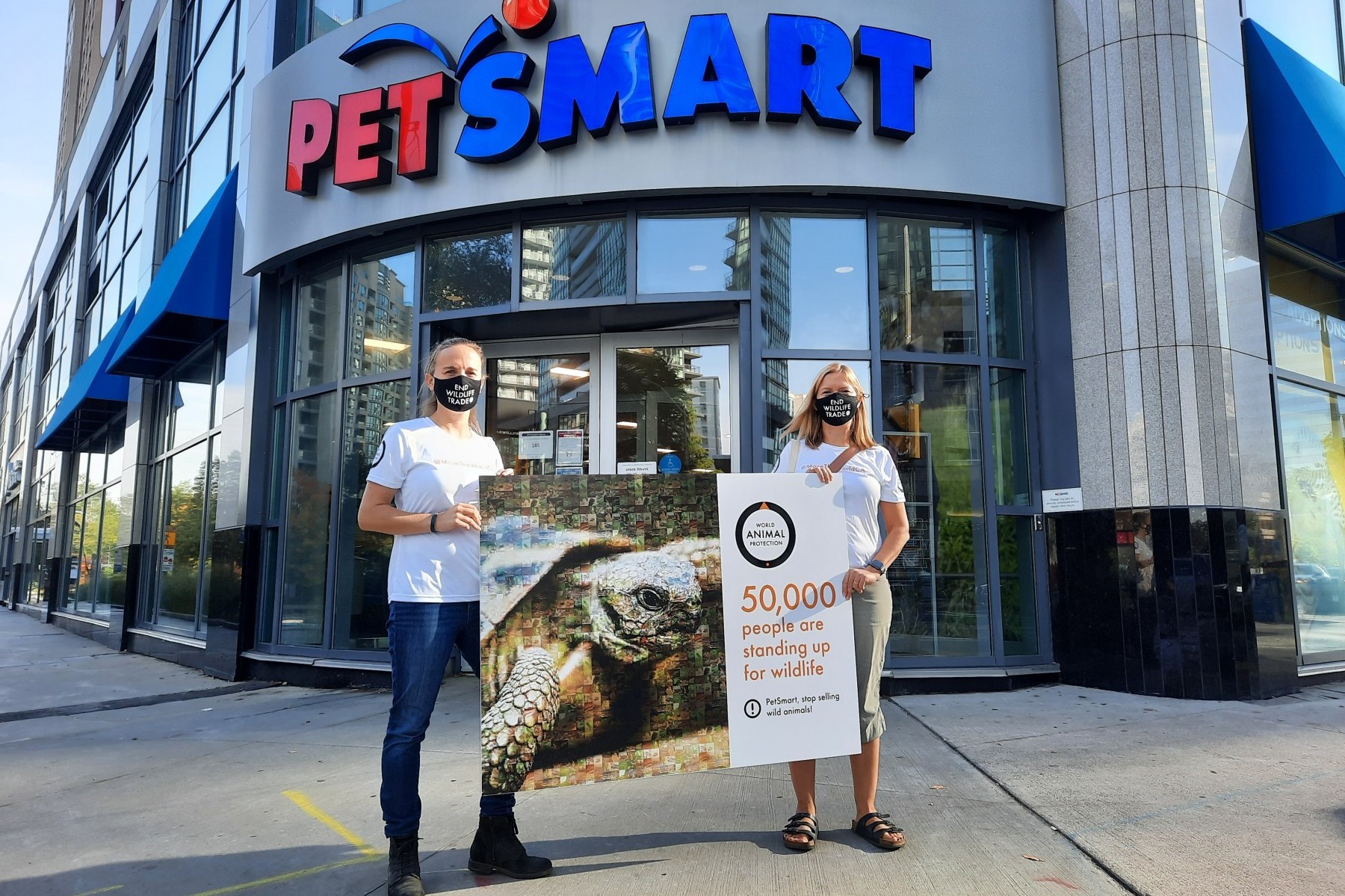 Pictured: Michèle Hamers and Melissa Matlow delivering our petition with 50k signatures to PetSmart